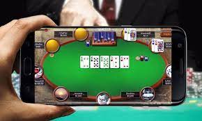 Poker Online vs. Poker Langsung Pialabet: Mana yang Lebih Baik?